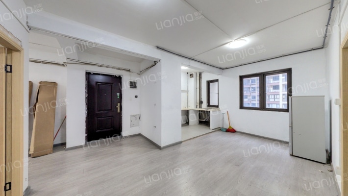 美的蝴蝶海六期二手房实景图