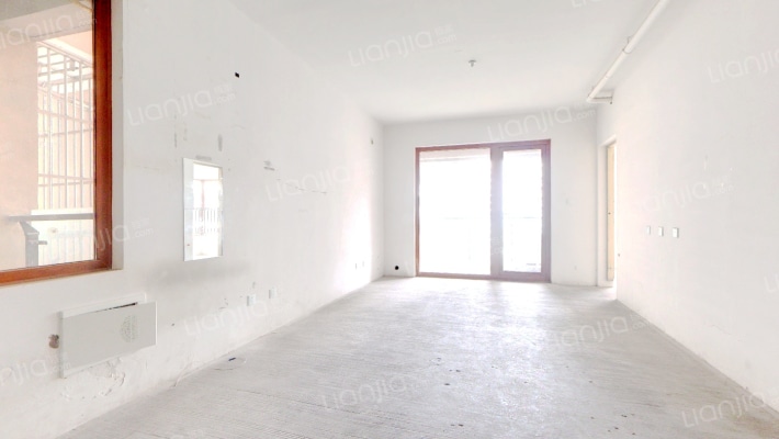 麓山国际云曦台二手房实景图