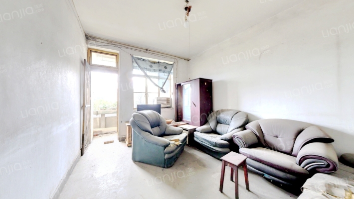 青江东路32号院二手房实景图