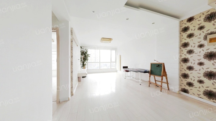 新世界花园湾景华庭二手房实景图