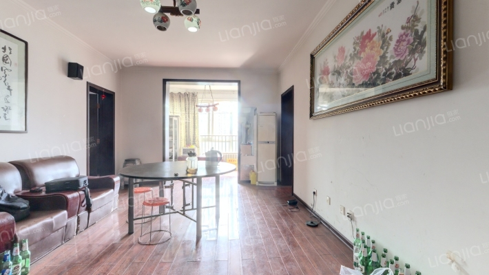 万强艺术家二手房实景图