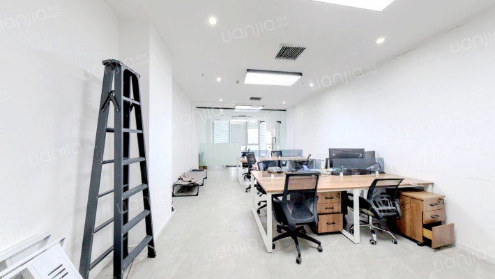 绿地之窗二手房实景图