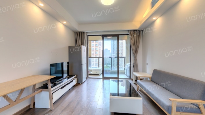 日月光伯爵天地二手房实景图