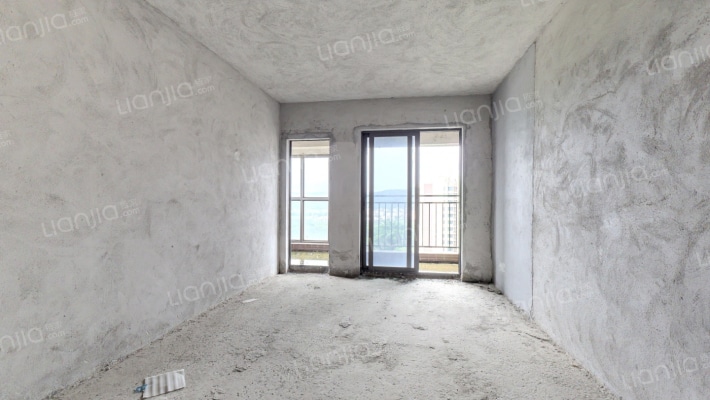 宏润天睿二手房实景图