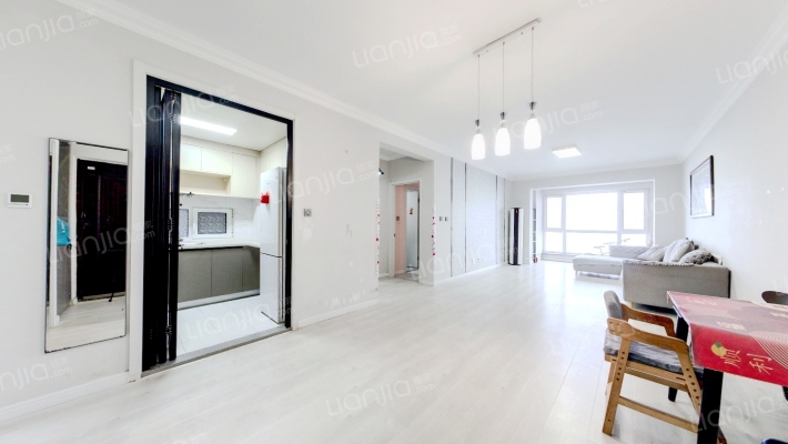 亿达河口湾南区二手房实景图