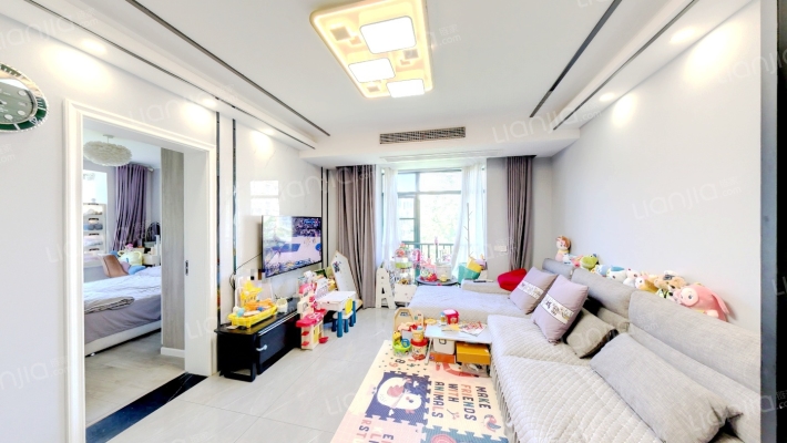 映山菁华二手房实景图