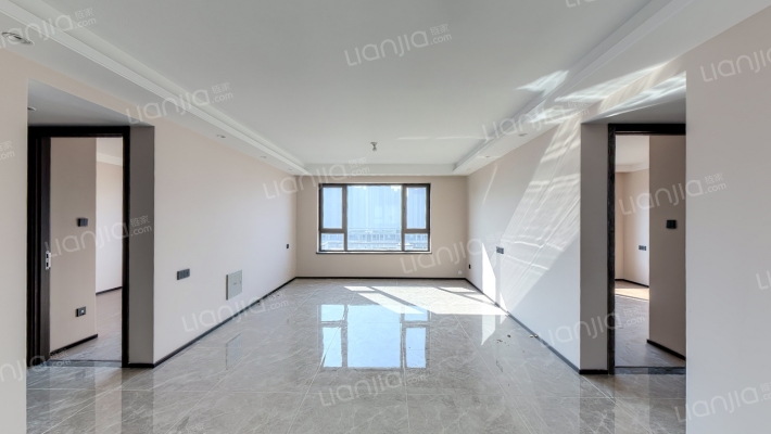 保利云上二手房实景图