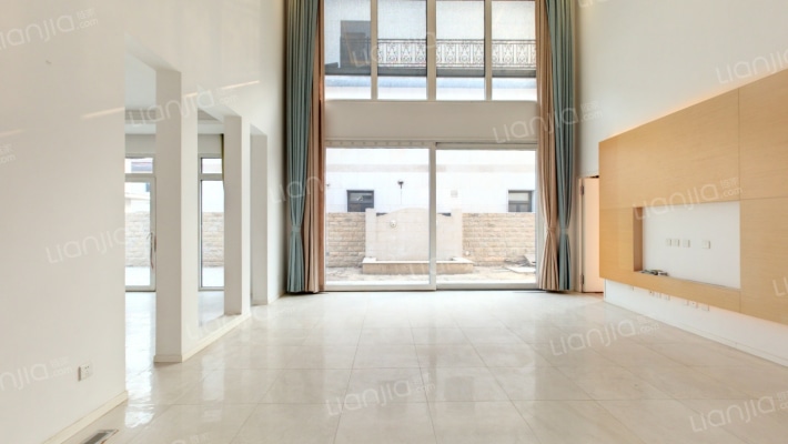 MOMA万万树二手房实景图