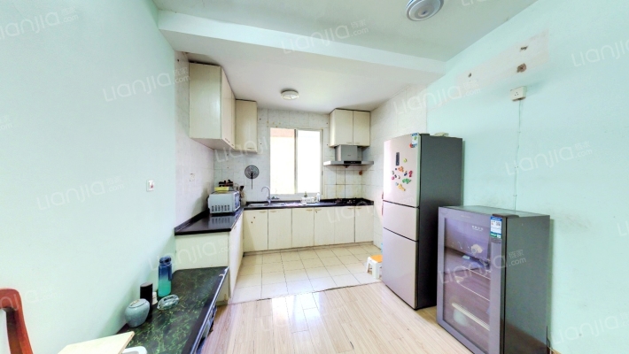 御河新村二手房实景图