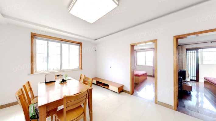 枫景苑C区二手房实景图