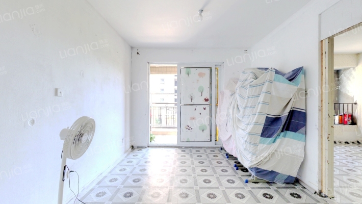 佳源上海小城二手房实景图