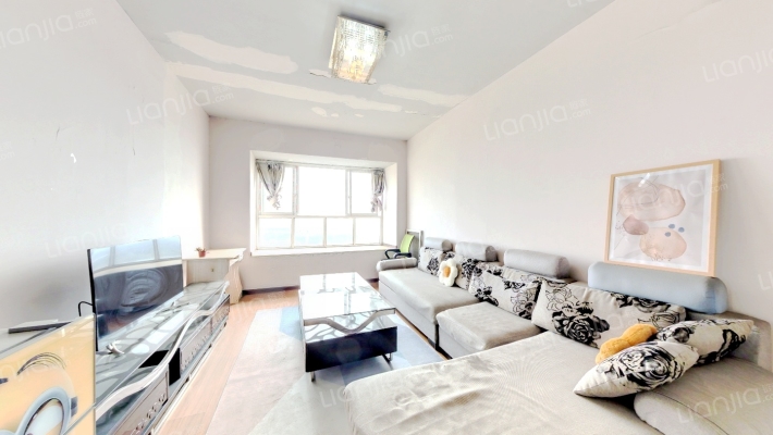 合能珍宝琥珀二手房实景图