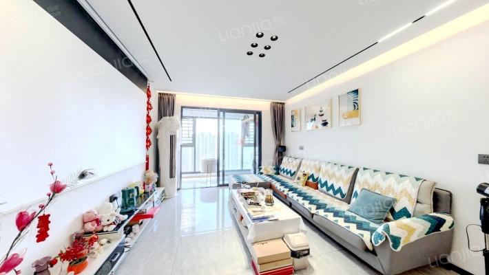 悦榕府二区二手房实景图