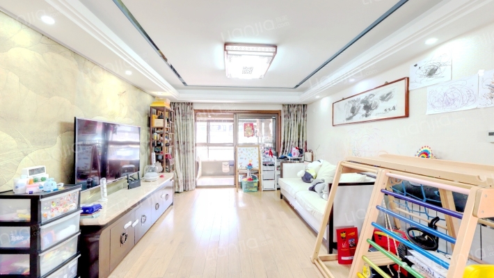 高科荣域二手房实景图