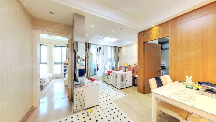 瑞鸿名邸二手房实景图