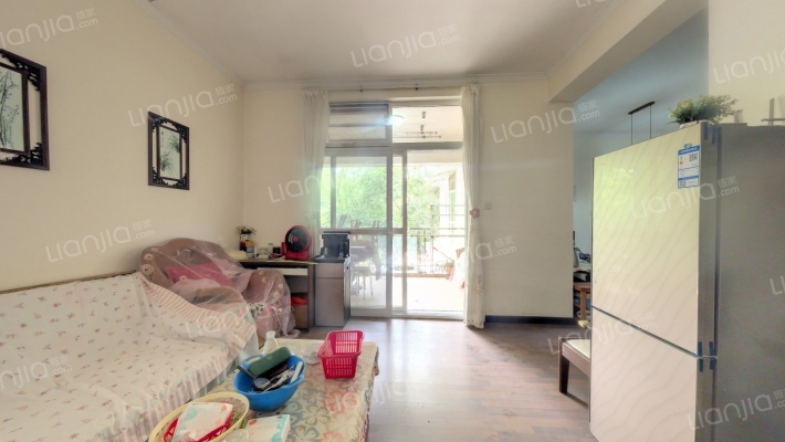 青城山水二手房实景图