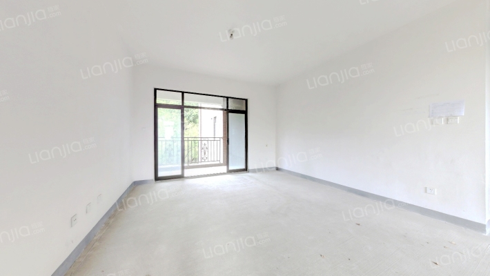 鹭湖宫五号社区二手房实景图