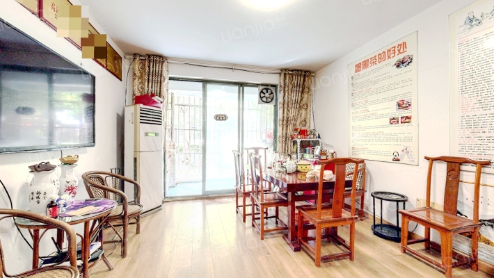 明发滨江一期二手房实景图