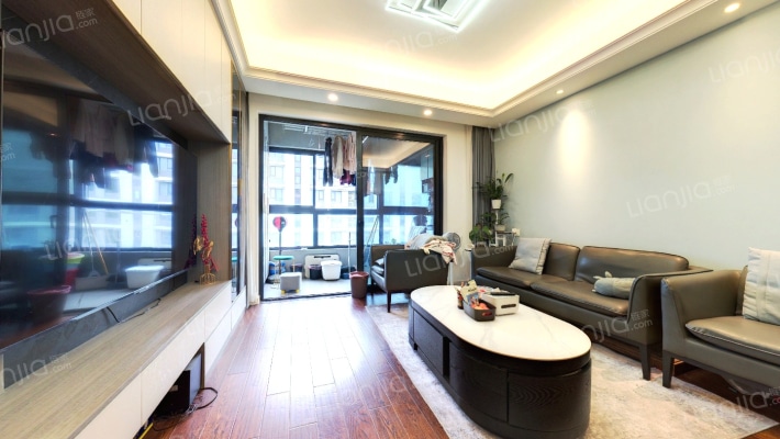 溪谷岚湾二手房实景图