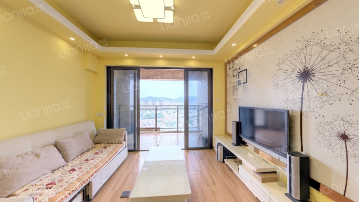 俪宝龙马花园二手房实景图