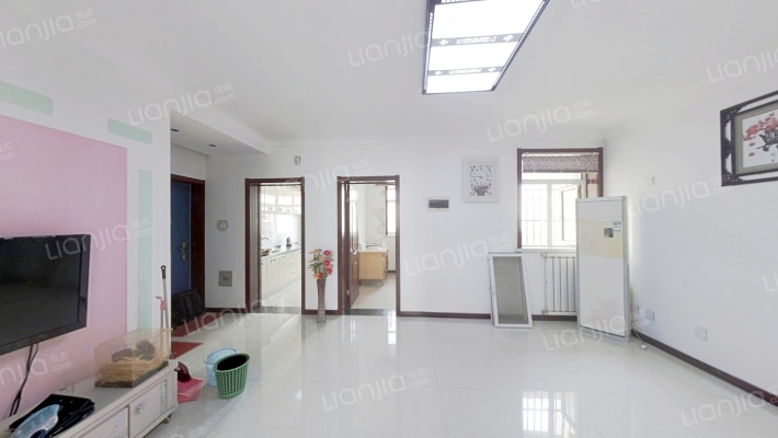 宝鑫景苑鉴湖园二手房实景图