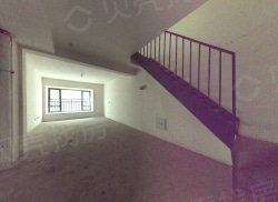 整租·空港晶座 2室1厅 跃层 南_空港晶座租房