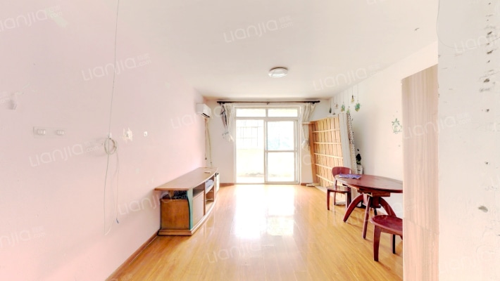 望湖东苑二手房实景图