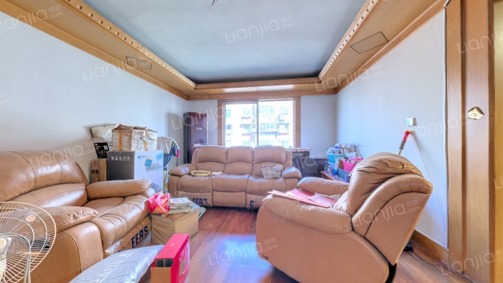 彩虹一村二手房实景图