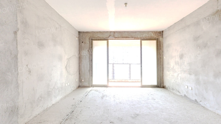 花样年君山二手房实景图