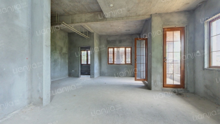 逸岭锦江二手房实景图