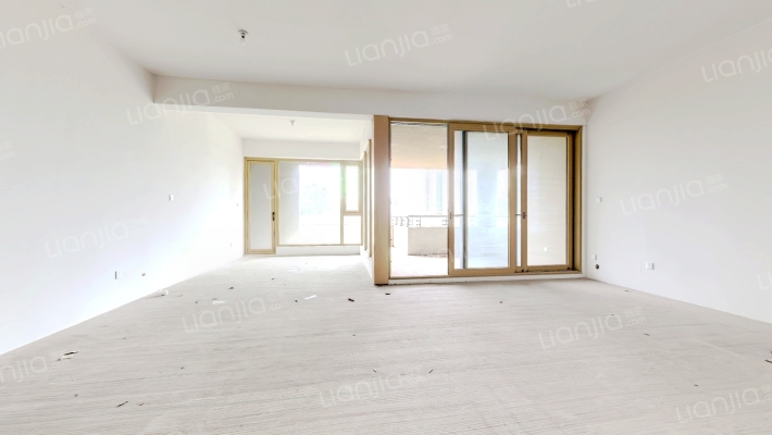 麓湖生态城云树二手房实景图