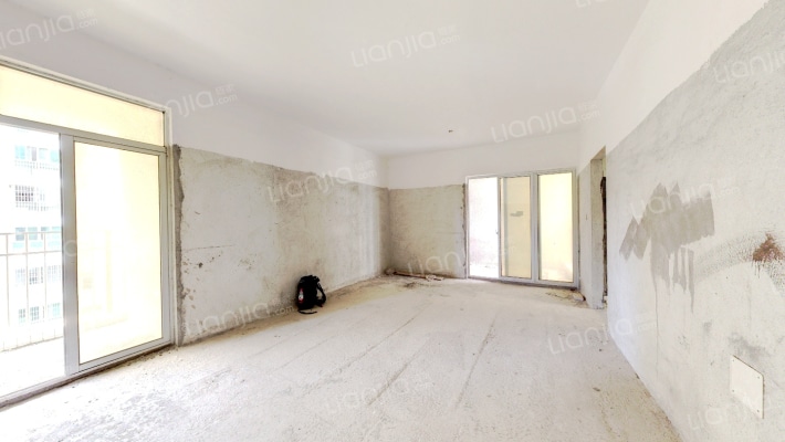 康美裕豪苑二手房实景图