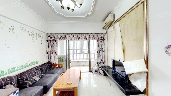 百达中心二手房实景图