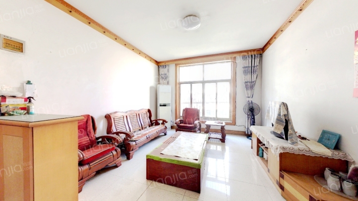 青教花园一期二手房实景图