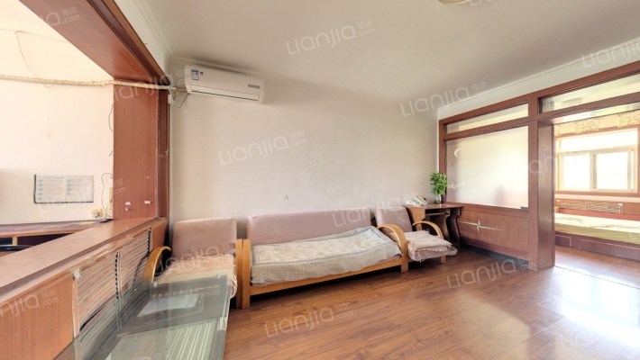 世秀新区二手房实景图