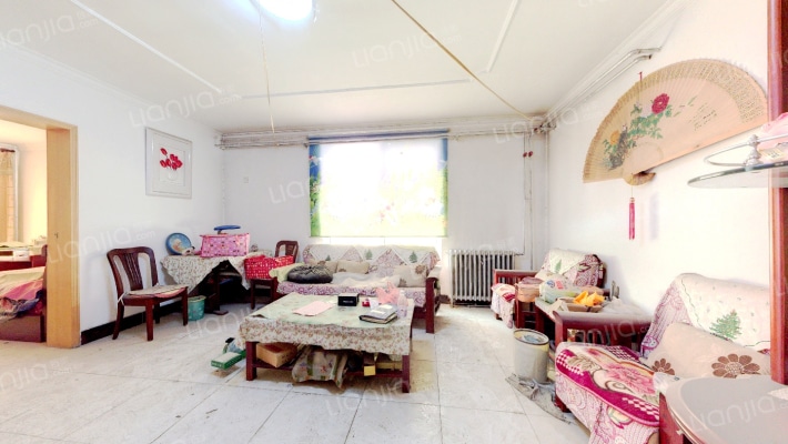 沁馥家园二手房实景图