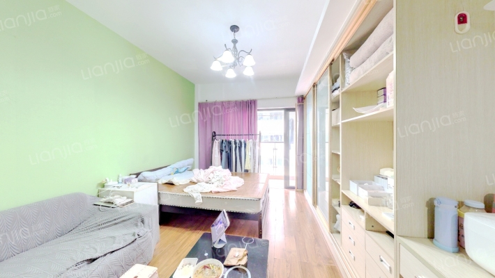 世纪豪门二手房实景图