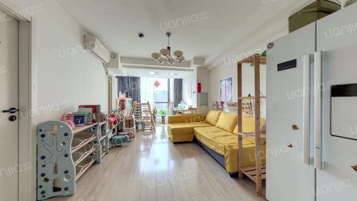 品阁公寓二手房实景图