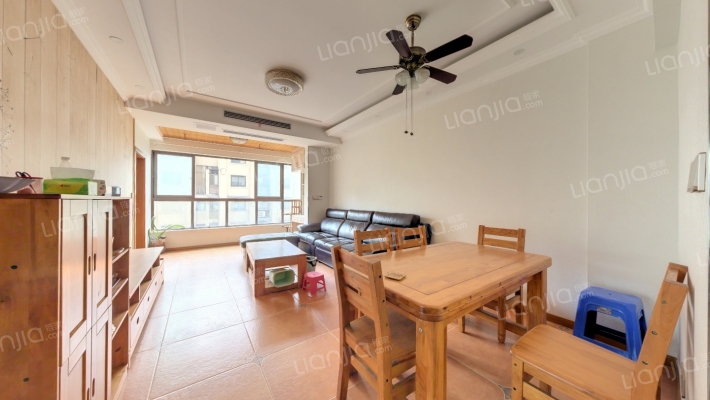 上丁新世纪二手房实景图