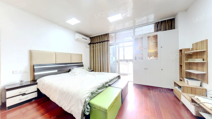 双银国际金融城二手房实景图