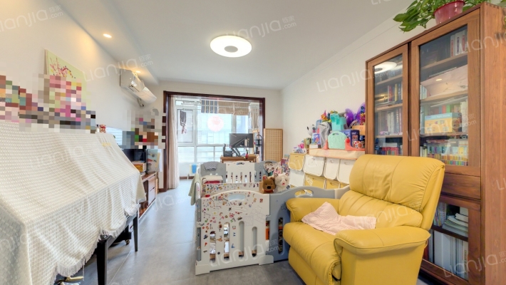 格调小区二手房实景图