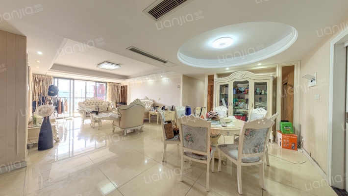 四海逸家一期二手房实景图