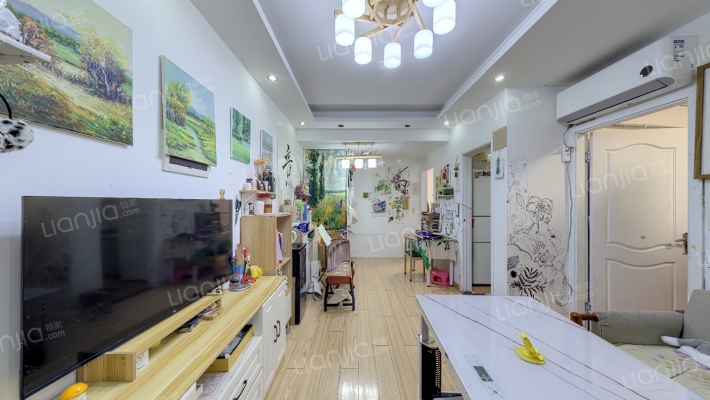 英伦金沙二手房实景图