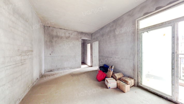 巴国锦苑二手房实景图