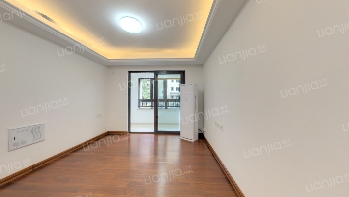 蓝天慧融花园二手房实景图