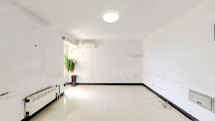 泰合名邸二手房实景图