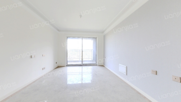 荣盛锦绣外滩一期二手房实景图