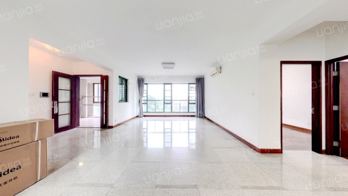 逸翠湾二手房实景图