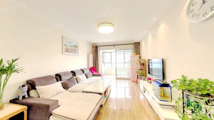 名泉春晓二手房实景图