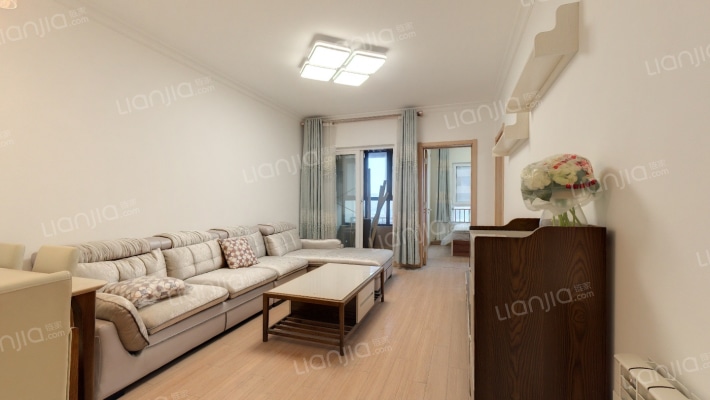 万科城锦枫苑二手房实景图